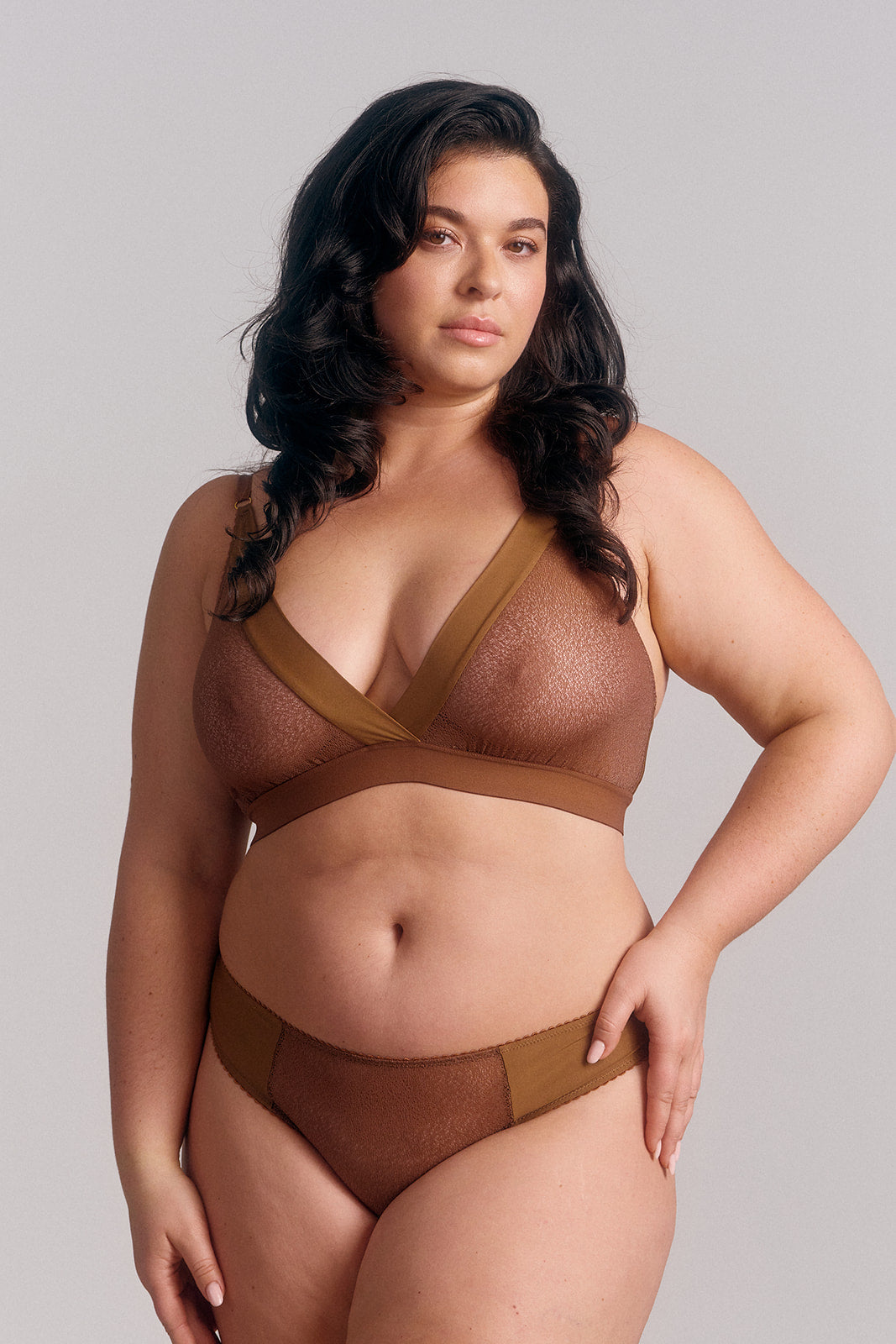 Ensemble culotte en dentelle et microfibre, collection Naya nuance Sienna - Cutis Paris.